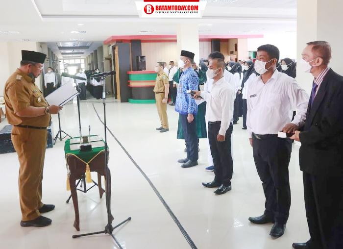 Pembacaan sumpah janji CPNS dan PPPK disaksikan Rohaniawan